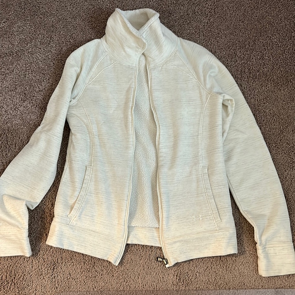 Under armor zip up